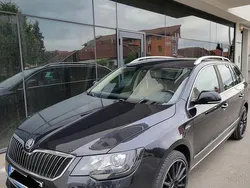 Negru Utilizat 2014 Skoda Superb LAURIN & KLEMENT Break | 9.950 EUR (Preț OK)