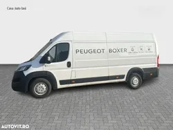 Alb Utilizat 2023 Peugeot Boxer Van | 29.950 EUR