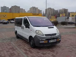 Alb Utilizat 2004 Opel Vivaro Van | 4.000 EUR (Preț OK)