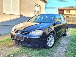 Culoarenegru Utilizat 2006 VW Golf V Comfortline Hatchback | 2.700 EUR (Preț OK)