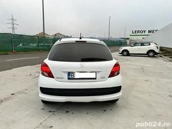 Alb Utilizat 2008 Peugeot 207 Hatchback | 1.900 EUR (Preț OK)