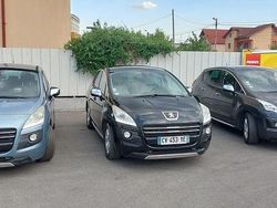 Culoarealbastru Utilizat 2012 Peugeot 3008 Premium Hatchback | 4.100 EUR (Preț bun)