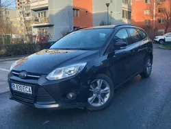 Negru Utilizat 2014 Ford Focus Titanium Break | 6.500 EUR (Preț bun)