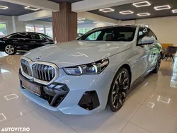 Gri Utilizat 2024 BMW 520 Berlinǎ | 65.800 EUR