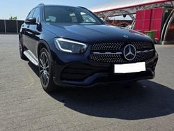 Culoarealbastru Utilizat 2020 Mercedes GLC300 AMG line Plus SUV | 27.990 EUR (Puțin scump)