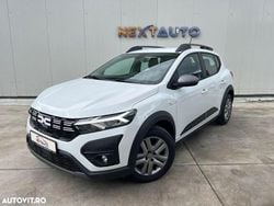 Culoarealb Utilizat 2023 Dacia Sandero Essentiel Hatchback | 13.990 EUR (Puțin scump)