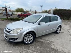 Culoareargint Utilizat 2009 Opel Astra Hatchback | 1.500 EUR (Preț bun)