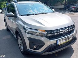 Gri Utilizat 2023 Dacia Sandero Stepway Hatchback | 12.700 EUR (Preț OK)