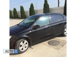 Negru Utilizat 2008 Opel Astra Berlinǎ | 4.800 EUR