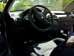 Utilizat 2001 Peugeot 206 | 1.200 EUR