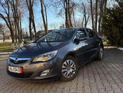 Culoaregri Utilizat 2010 Opel Astra Edition Hatchback | 3.900 EUR (Preț OK)