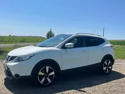 Alb Utilizat 2014 Nissan Qashqai N-Connecta SUV | 10.100 EUR (Puțin scump)