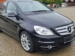 Utilizat 2010 Mercedes B150 Monovolum | 3.990 EUR