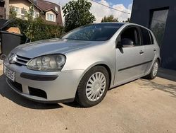 Utilizat 2004 VW Golf V Hatchback | 1.900 EUR (Preț OK)