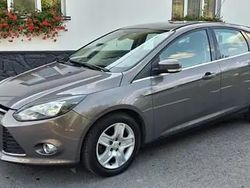 Gri Utilizat 2011 Ford Focus Hatchback | 4.000 EUR (Preț OK)