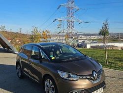 Culoaremaro Utilizat 2017 Renault Grand Scénic IV Intens Monovolum | 8.900 EUR (Scump)