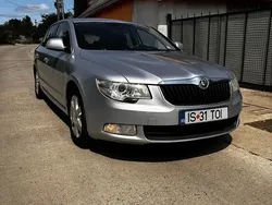 Gri Utilizat 2010 Skoda Superb GreenLine Berlinǎ | 5.500 EUR (Preț bun)