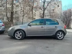 Utilizat 2006 VW Golf V Hatchback | 3.600 EUR (Puțin scump)