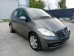 Argintiu Utilizat 2011 Mercedes A160 Elegance Hatchback | 3.320 EUR (Preț OK)