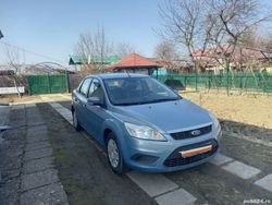 Utilizat 2010 Ford Focus Berlinǎ | 4.300 EUR (Scump)