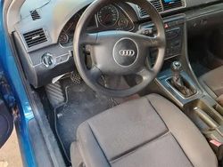 Utilizat 2002 Audi A4 Berlinǎ | 1.700 EUR (Preț OK)