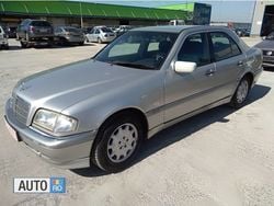 Gri Utilizat 1998 Mercedes C220 Berlinǎ | 2.450 EUR
