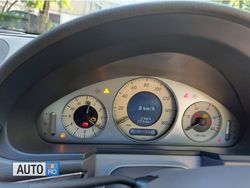 Gri Utilizat 2005 Mercedes E320 Berlinǎ | 3.200 EUR