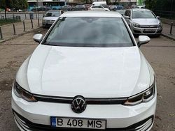 Culoarealb Utilizat 2022 VW Golf VIII | 16.499 EUR (Super Preț)