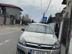 Gri Utilizat 2005 Opel Astra Hatchback | 2.490 EUR (Preț OK)