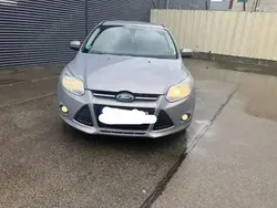 Gri Utilizat 2011 Ford Focus Hatchback | 4.150 EUR (Preț OK)