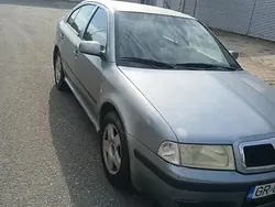 Utilizat 2005 Skoda Octavia Tour Berlinǎ | 1.200 EUR (Preț bun)
