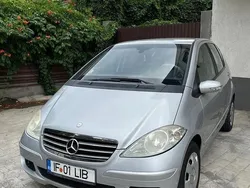 Gri Utilizat 2004 Mercedes A150 Avantgarde Hatchback | 2.200 EUR
