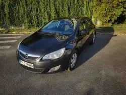 Utilizat 2012 Opel Astra Hatchback | 5.300 EUR (Preț OK)