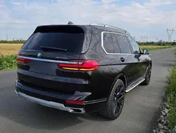 Culoaremaro Utilizat 2022 BMW X7 SUV | 68.000 EUR (Super Preț)