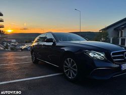 Culoarealbastru Utilizat 2019 Mercedes E200 Exclusive Break | 16.600 EUR