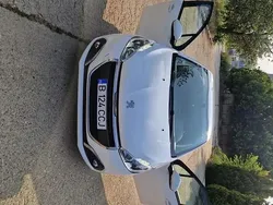 Alb Utilizat 2018 Peugeot 208 Hatchback | 5.600 EUR