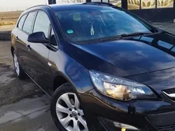 Utilizat 2015 Opel Astra Hatchback | 5.750 EUR (Preț OK)