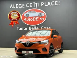 Portocaliu Utilizat 2022 Renault Clio V Zen | 11.990 EUR (Super Preț)