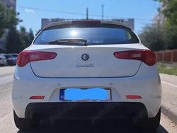 Alb Utilizat 2011 Alfa Romeo Giulietta Distinctive Hatchback | 5.400 EUR (Preț OK)