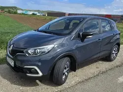 Albastru Utilizat 2018 Renault Captur Life SUV | 9.500 EUR (Preț bun)