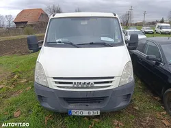 Culoarealb Utilizat 2008 Iveco Massif Monovolum | 4.400 EUR