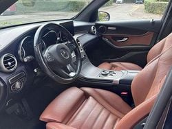 Culoarenegru Utilizat 2019 Mercedes GLC250 SUV | 28.000 EUR (Preț OK)