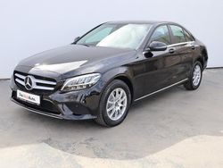 Negru metalic perleffect Utilizat 2019 Mercedes C220 | 23.900 EUR