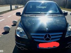 Culoarenegru Utilizat 2010 Mercedes B180 Monovolum | 3.000 EUR (Preț bun)