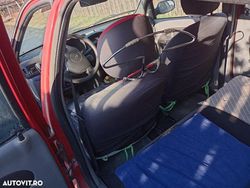Culoarerosu Utilizat 2008 Renault Clio III Dynamique | 2.250 EUR