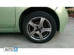 Verde Utilizat 2004 Nissan Micra Hatchback | 3.000 EUR