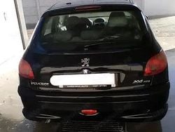 Negru Utilizat 2005 Peugeot 206 SUV | 3.000 EUR