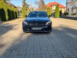 Culoarenegru Utilizat 2016 Mercedes C220 AMG line Berlinǎ | 17.300 EUR (Puțin scump)
