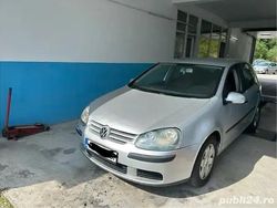 Gri Utilizat 2004 VW Golf V Hatchback | 2.500 EUR (Preț OK)