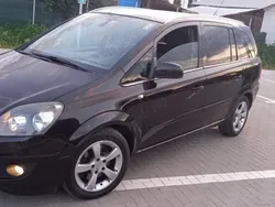 Utilizat 2010 Opel Zafira Monovolum | 3.490 EUR (Preț OK)